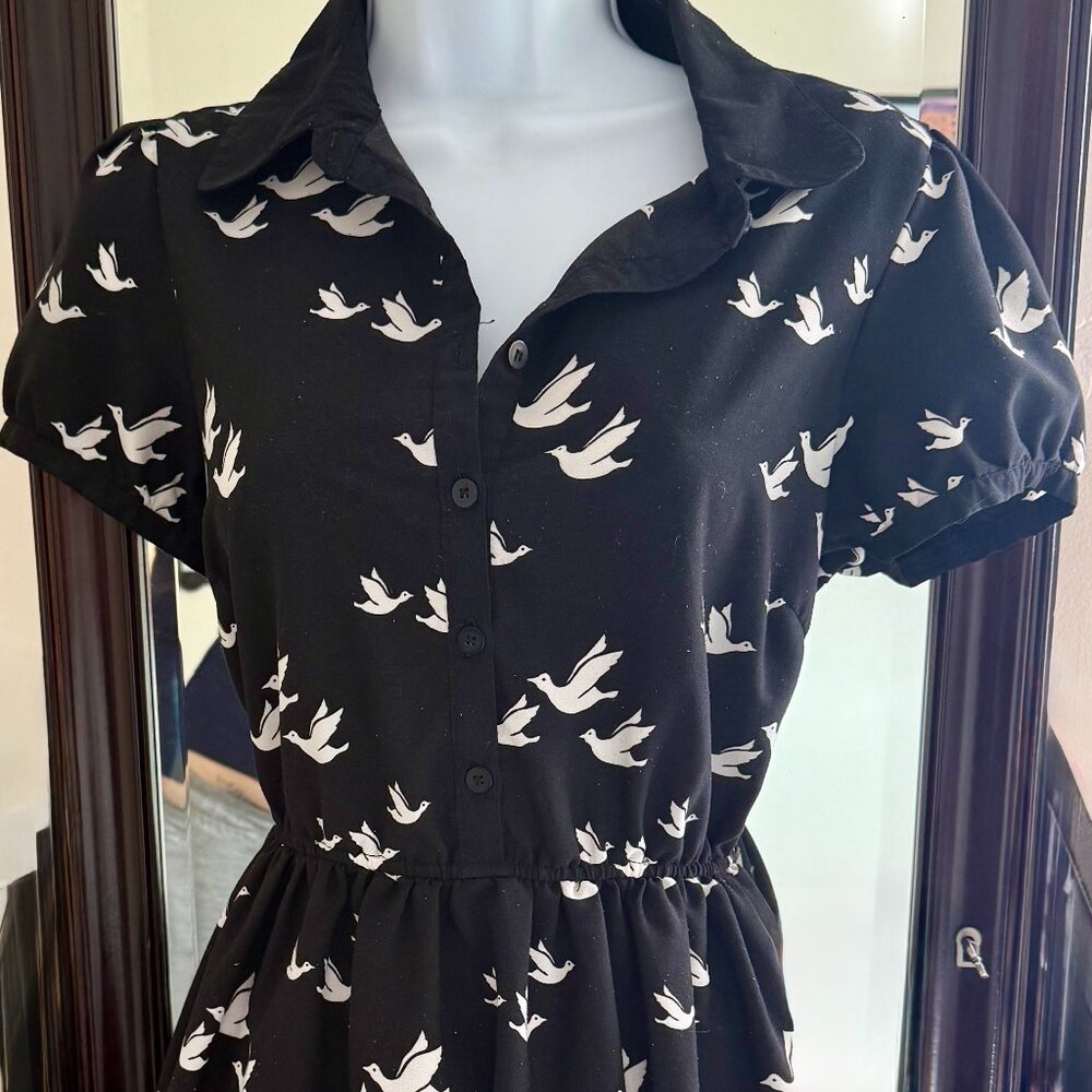 Forever21 Dove print Black dress Medium